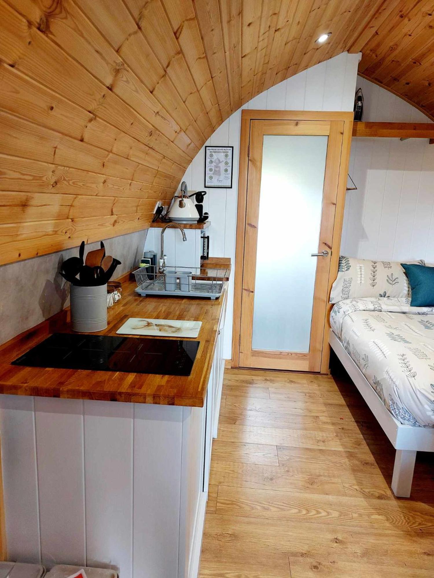 Harlosh Hideaways - Aurora Pod Exterior photo